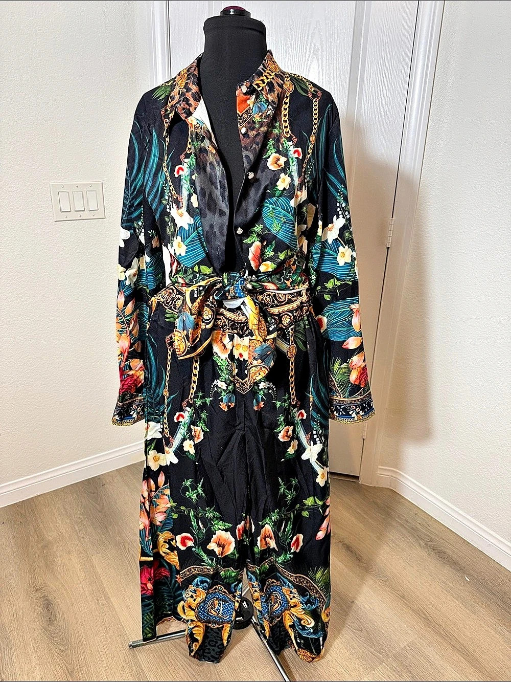 Patterned 2 Piece Outfit Pant Suit XL